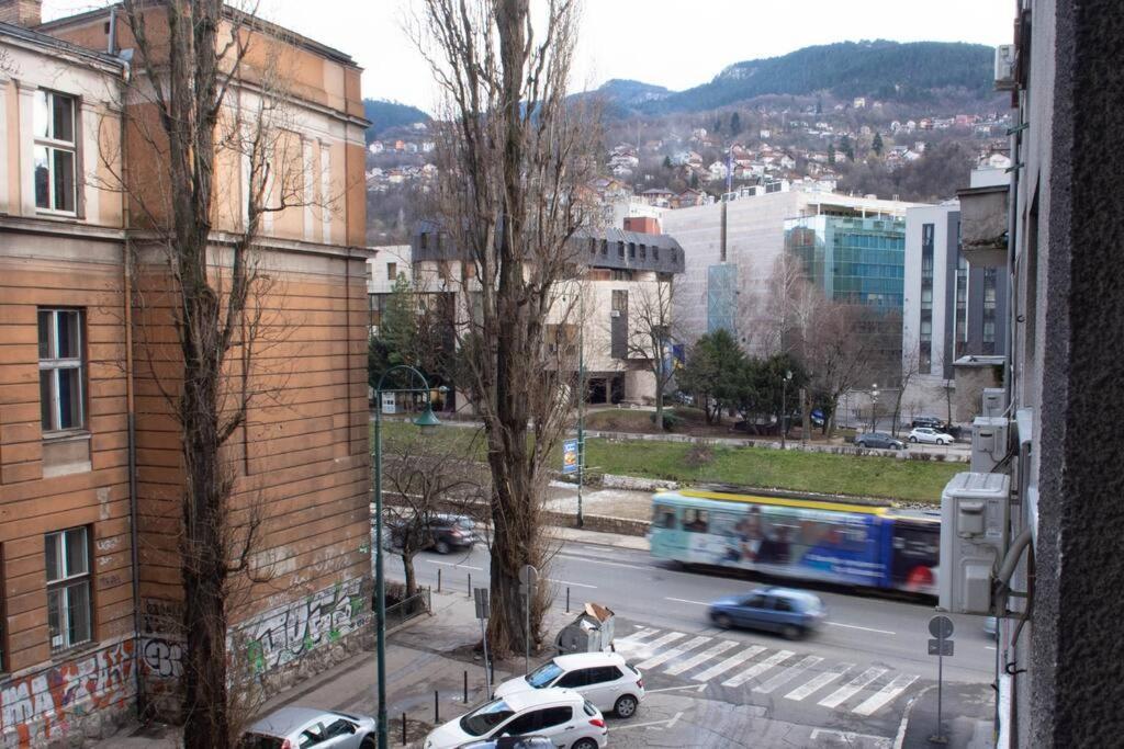 Cute And Sunny Studio - Central Location Сараево Экстерьер фото